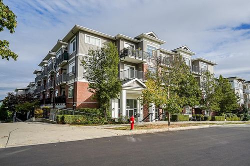 316-6480 195a St, Surrey, BC, V4N6P1 | Card Image