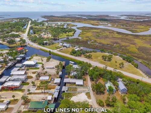 60 Se 890th Ave, Suwannee, FL, 32692 | Card Image