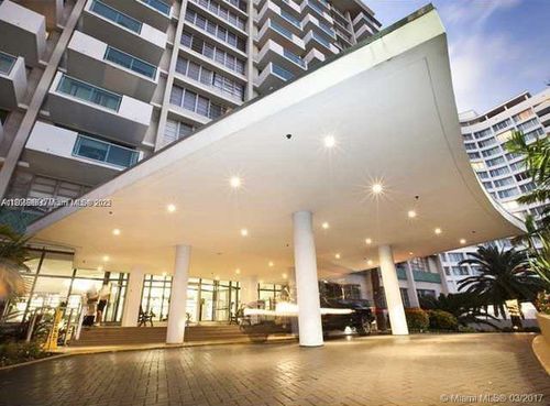ph32-1000 West Ave, Miami Beach, FL, 33139-4759 | Card Image