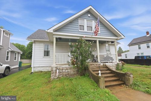 1134 Grieb Ave, Bristol, PA, 19007-5817 | Card Image