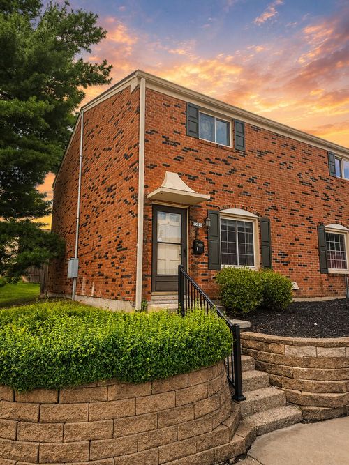 6919 Curtis Way, Florence, KY, 41042-1313 | Card Image