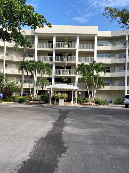 309-805 Cypress Blvd, Pompano Beach, FL, 33069 | Card Image