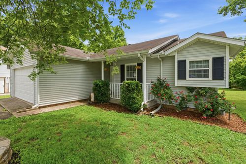 4305 Falling Leaf Ln, Nashville, TN, 37207-1038 | Card Image