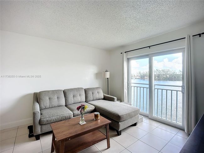 APT-308 - 9915 W Okeechobee Rd, Condo with 2 bedrooms, 2 bathrooms and null parking in Hialeah Gardens FL | Image 10