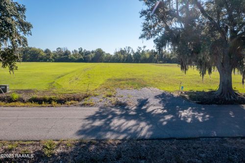 903 Crochet Rd, New Iberia, LA, 70563-0743 | Card Image