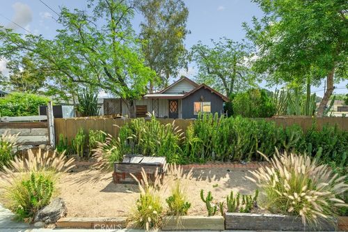 7591 Cunningham St, Highland, CA, 92346 | Card Image