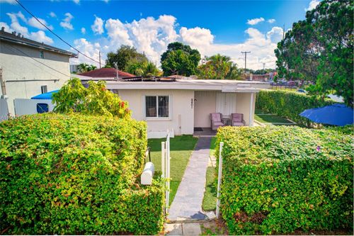 8401 Nw 24th Pl, Miami, FL, 33147-4129 | Card Image