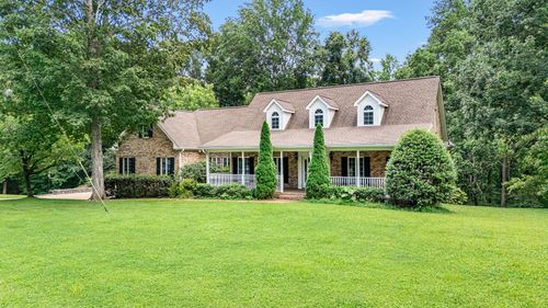 255 Parks Dr, Normandy, TN, 37360-3013 | Card Image