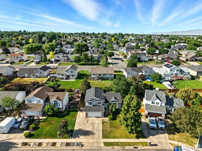 Aerial view of residential area | Image 28