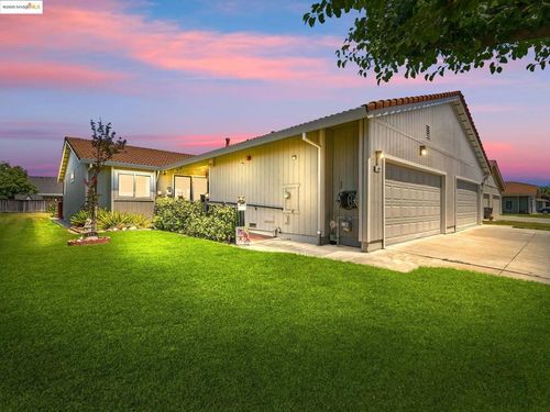 177 Bryce Way, Vacaville, CA, 95687-3407 | Card Image