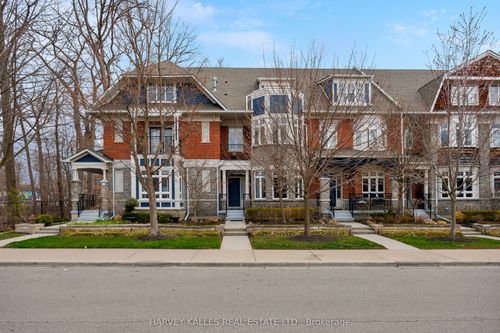 157 St Lawrence Dr, Mississauga, ON, L5G4V2 | Card Image