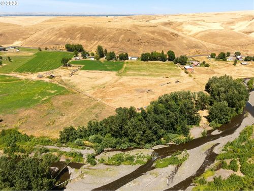 54884 Day Rd, Milton-Freewater, OR, 97862-7020 | Card Image