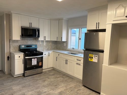 2-19 Harding Ave, Everett, MA, 02149-5213 | Card Image