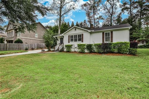 2026 Anderson Dr Se, Smyrna, GA, 30080-5810 | Card Image