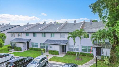 5c-4271 Coral Springs Dr, Coral Springs, FL, 33065-2354 | Card Image