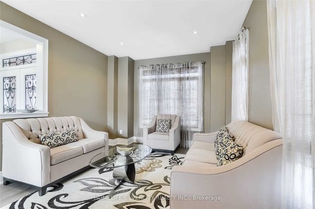 40 Darren Rd, House other with 6 bedrooms, 6 bathrooms and 5 parking in Brampton ON | Image 11