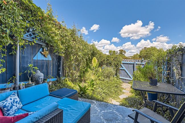 Private back patio | Image 11