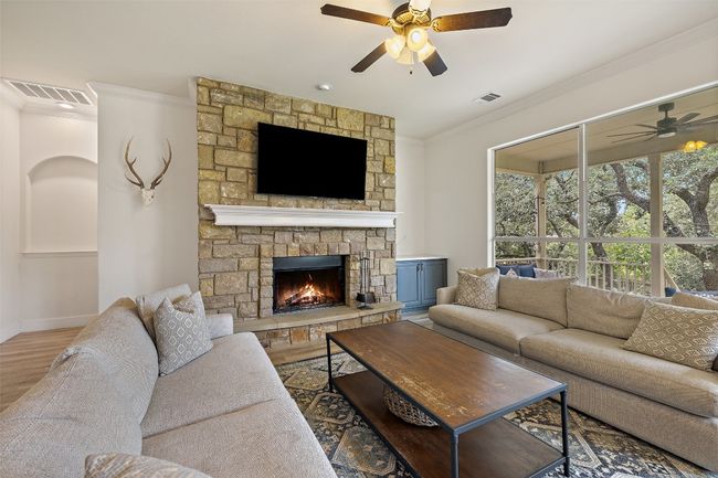 300 Errol Dr, House other with 4 bedrooms, 2 bathrooms and 6 parking in Spicewood TX | Image 10