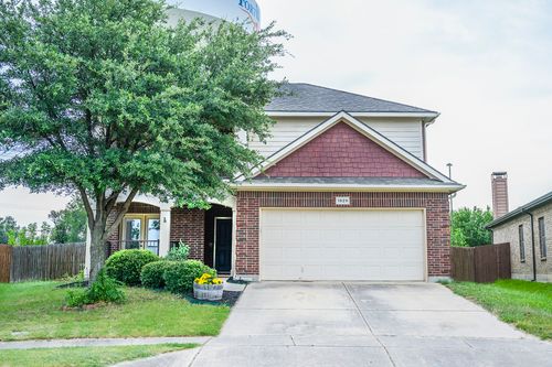 1929 Frosted Willow Ln, Fort Worth, TX, 76177-7597 | Card Image