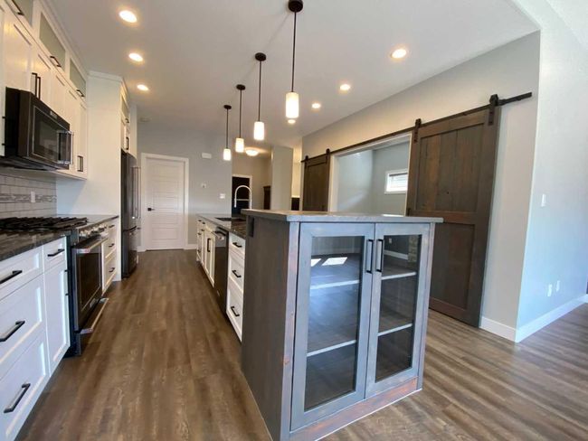 6 Prairie Sunset Avenue, House other with 5 bedrooms, 4 bathrooms and 6 parking in Taber AB | Image 11