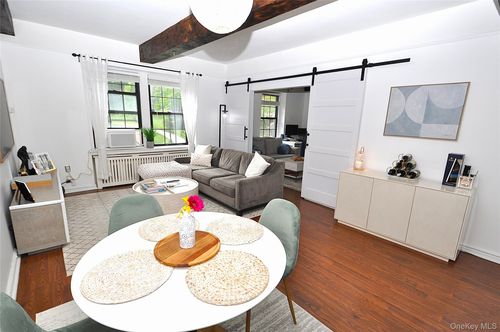 tp-192 Garth Road, Eastchester, NY, 10583 | Card Image