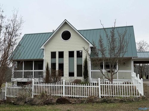 542 Holmes Drake Rd, Falkville, AL, 35622-7415 | Card Image