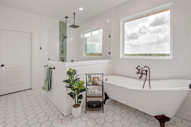 2181 Fm 166, House other with 4 bedrooms, 3 bathrooms and 2 parking in Caldwell TX | Image 15