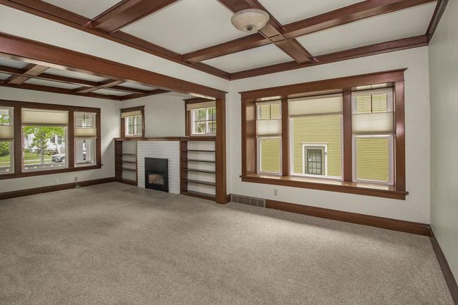 Living Room / Dining Room | Image 8