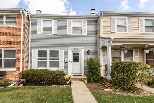 2004 Farnham Ct, Schaumburg, IL, 60194-2216 | Card Image