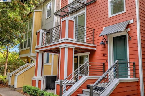 4310 Providence Ter, Fremont, CA, 94538-7002 | Card Image