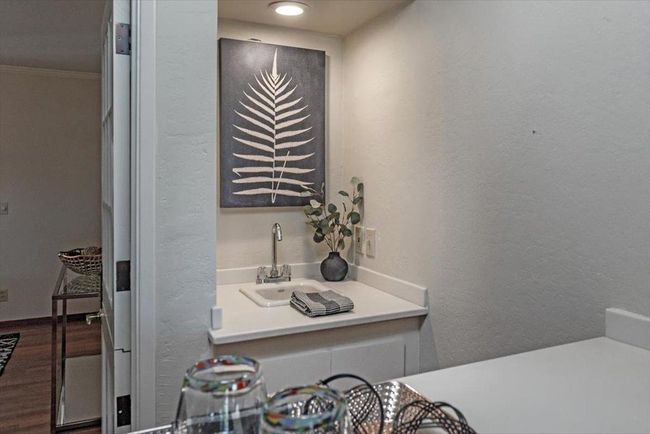 13902 Malcom Ave, House other with 6 bedrooms, 4 bathrooms and 2 parking in Saratoga CA | Image 11