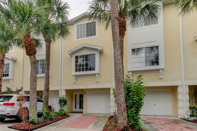 163 Brent Circle, Townhouse with 3 bedrooms, 3 bathrooms and null parking in Oldsmar FL | Image 1