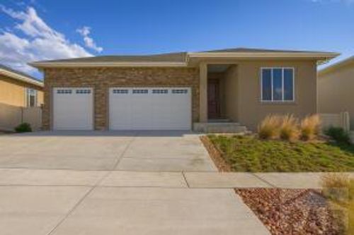 1914 Cuchara Dr, Pueblo, CO, 81001-1255 | Card Image