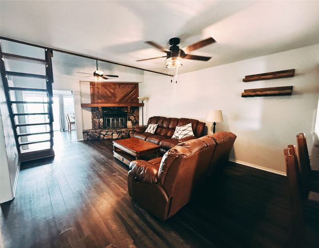 D204 - 3033 Hells Gate Loop, Condo with 2 bedrooms, 2 bathrooms and null parking in Strawn TX | Image 9
