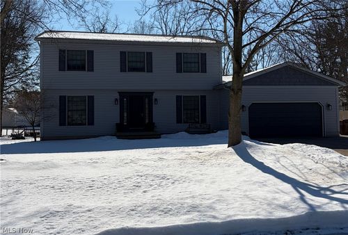 103 Pin Oak Trl, Seville, OH, 44273-9573 | Card Image
