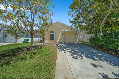 1335 Daniels Cove Dr, WINTER GARDEN, FL, 34787-4356 | Card Image