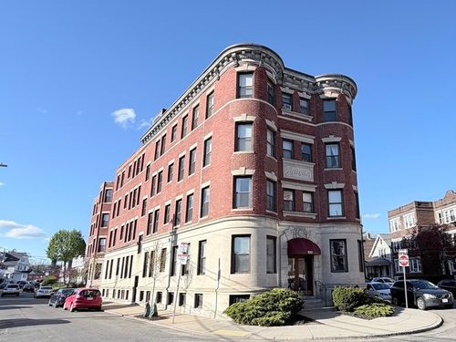 8-100 Linden St, Boston, MA, 02134-2815 | Card Image