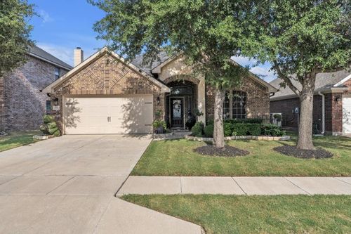 4013 Hunter Peak Road, Fort Worth, TX, 76262 | Card Image