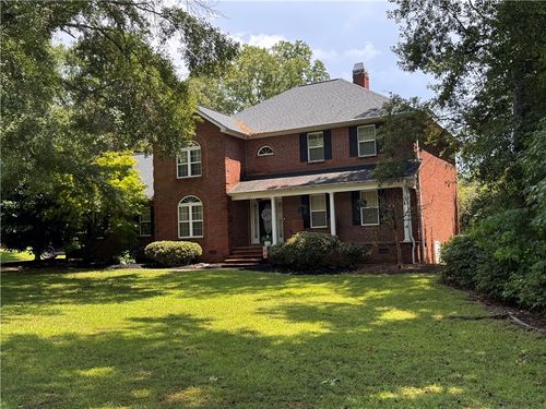 616 Pinehollow Dr, Anderson, SC, 29621-3765 | Card Image