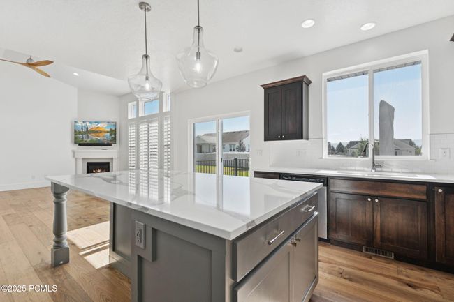 415 E 360, House other with 6 bedrooms, 4 bathrooms and null parking in Midway UT | Image 14
