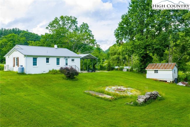 201 W Laurel Knob Rd, House other with 2 bedrooms, 1 bathrooms and null parking in Todd NC | Image 34