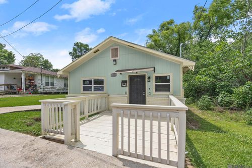 2352 Carolina St, Baton Rouge, LA, 70802-6705 | Card Image