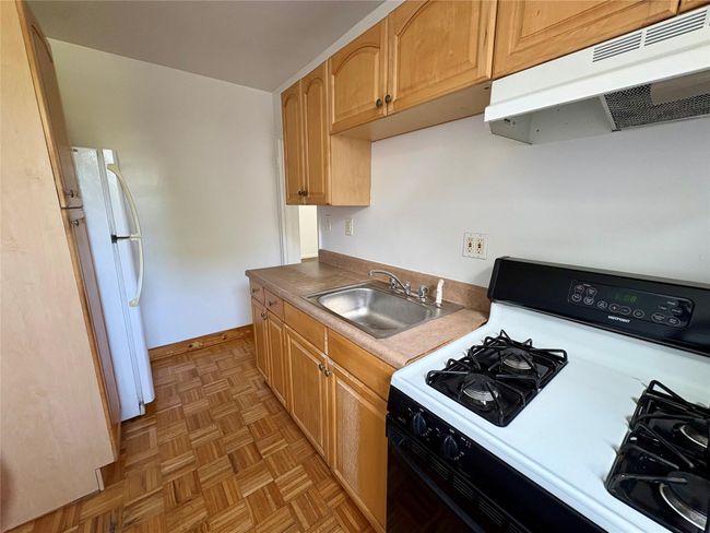 View of room layout | Image 9
