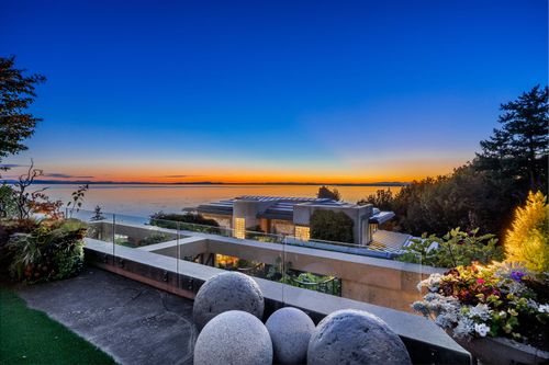 14971 Prospect Ave, White Rock, BC, V4B2B3 | Card Image