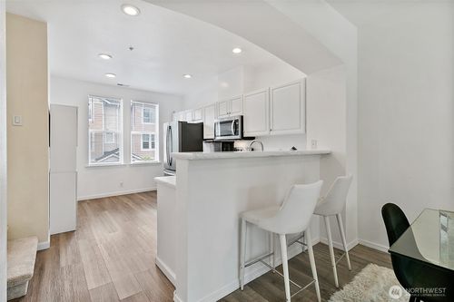 3-2-5916 S 232nd Ct, Kent, WA, 98032-3407 | Card Image