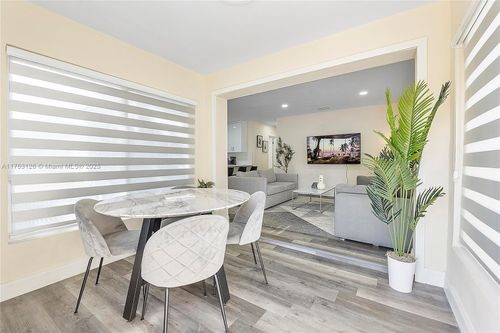 1-631 Ne 57th St, Oakland Park, FL, 33334-3531 | Card Image