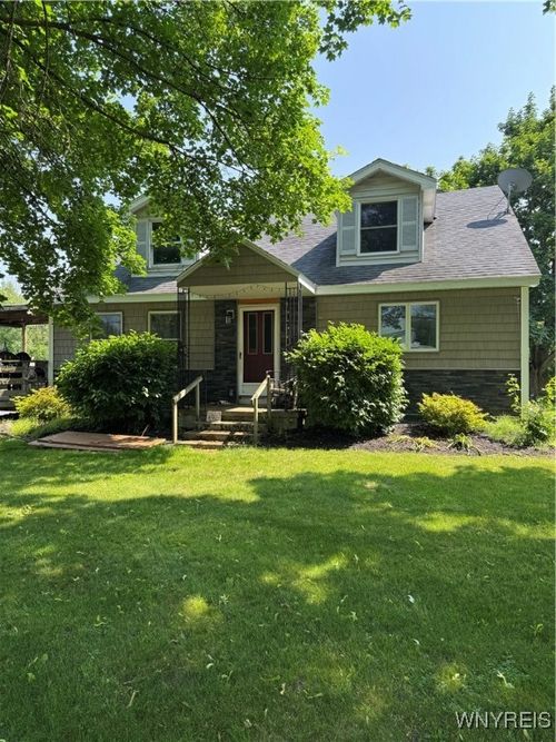 2692 New Rd, Ransomville, NY, 14131-9648 | Card Image