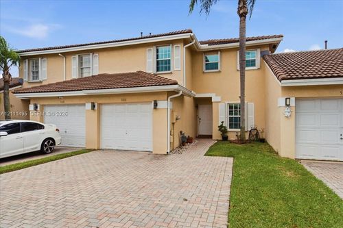 5331 Nw 89th Ter, Sunrise, FL, 33351-7766 | Card Image