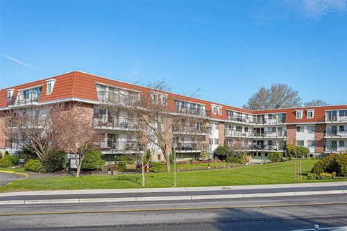 110-1680 Poplar Ave, Saanich, BC, V8P4K7 | Card Image