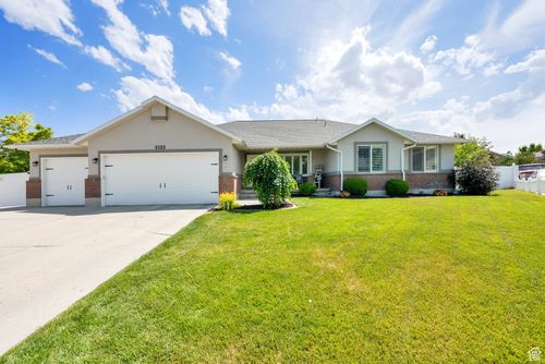 8322 S Copper Vista Cir, West Jordan, UT, 84081-1773 | Card Image
